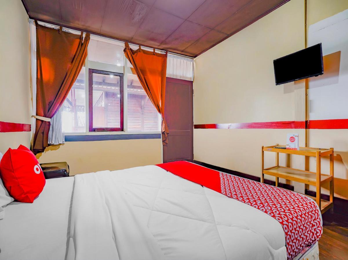 Oyo 90025 Pesona Lembang Hotel Bandung